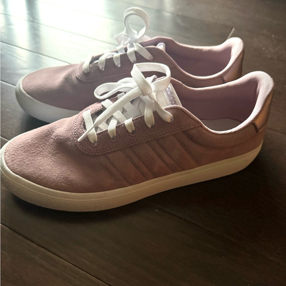 adidas Womens Vulc Raid3r Skate Shoe